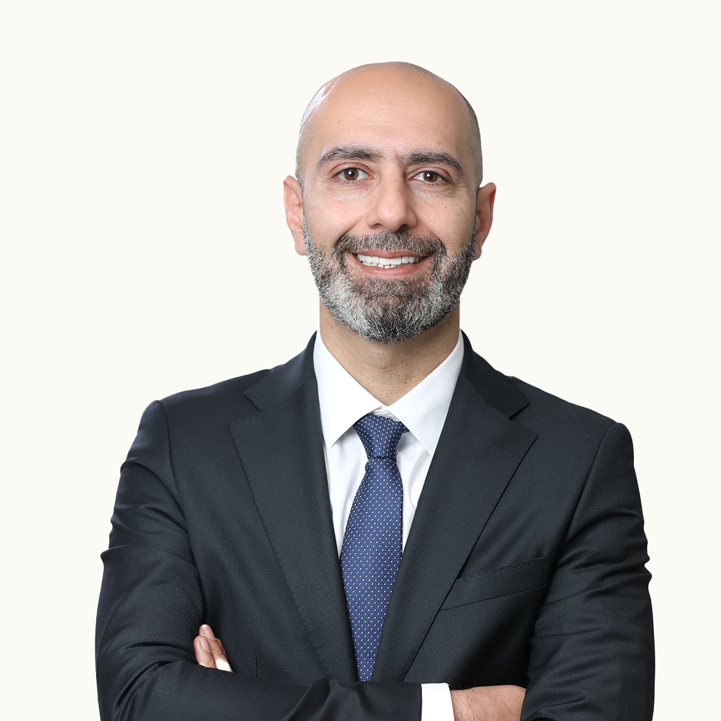السيد معن الصالح 