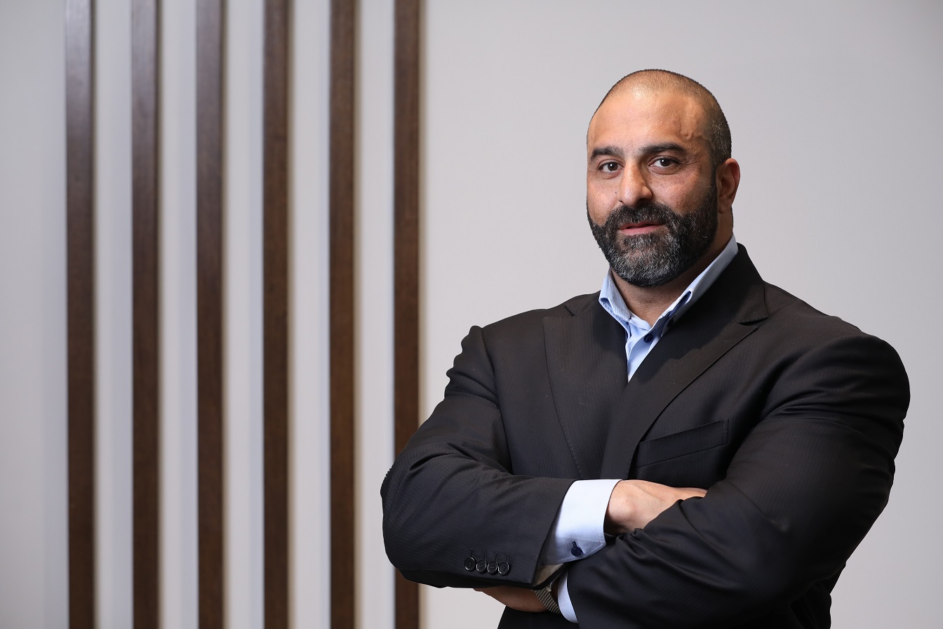 السيد عون الكباريتي 